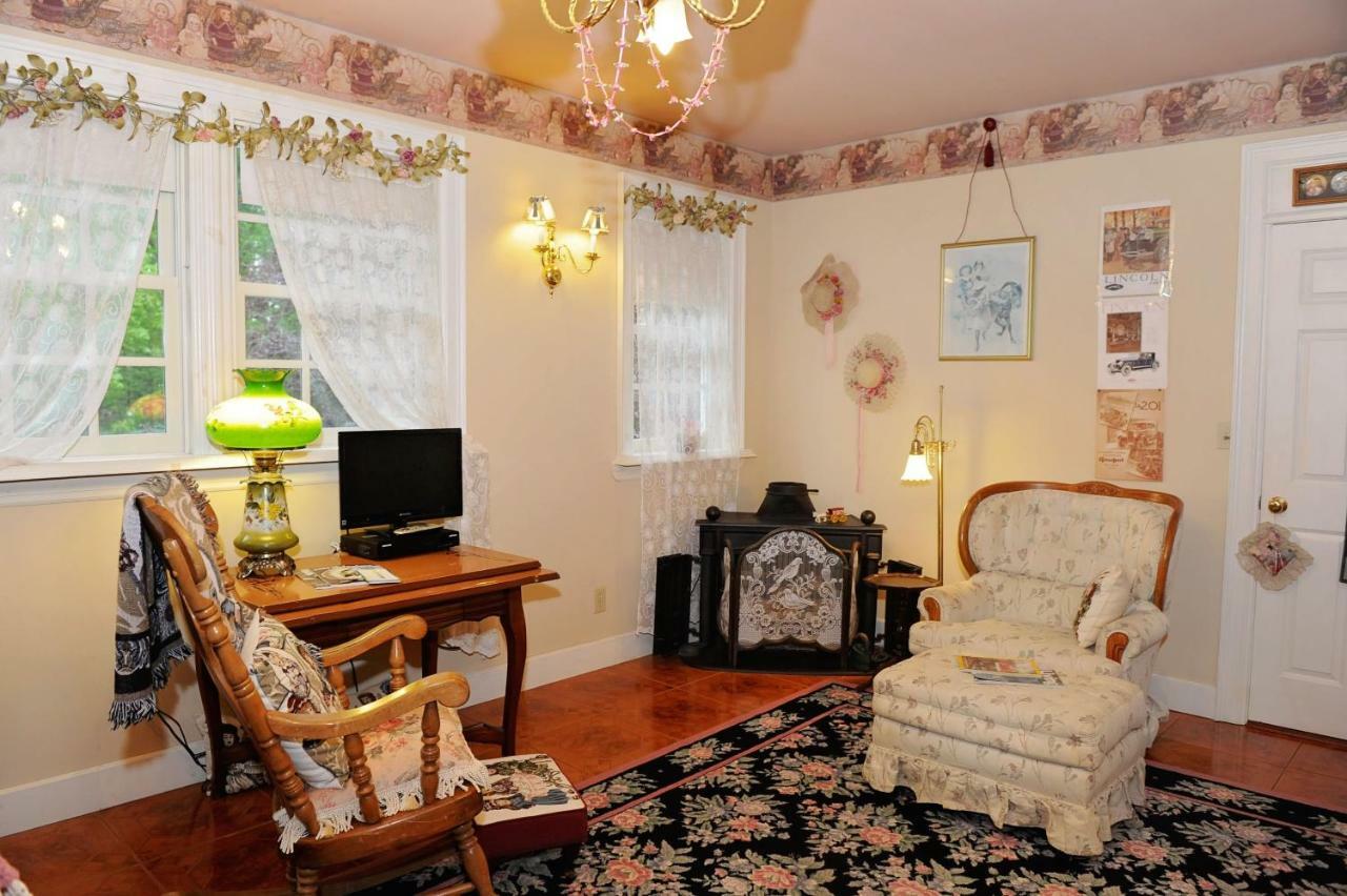 A Walk In The Woods Bed And Breakfast 사우스홀드 객실 사진